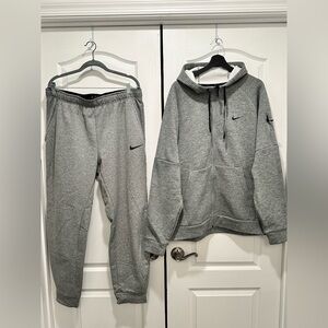 Nike Men’s Gray Therma-Fit Full-Zip Fitness Top and Bottom Set, Size XL